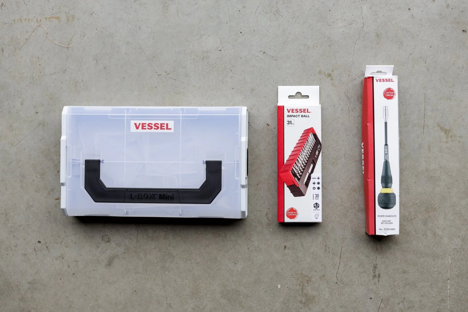 Vessel L-BOX Mini with No.2200 Ratcheting Ball Grip & 31 Piece Bit Set